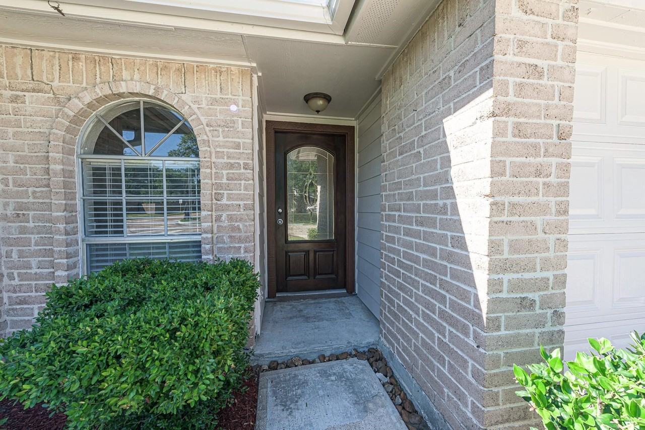1351 Tenderden Dr - Photo 3 of 15