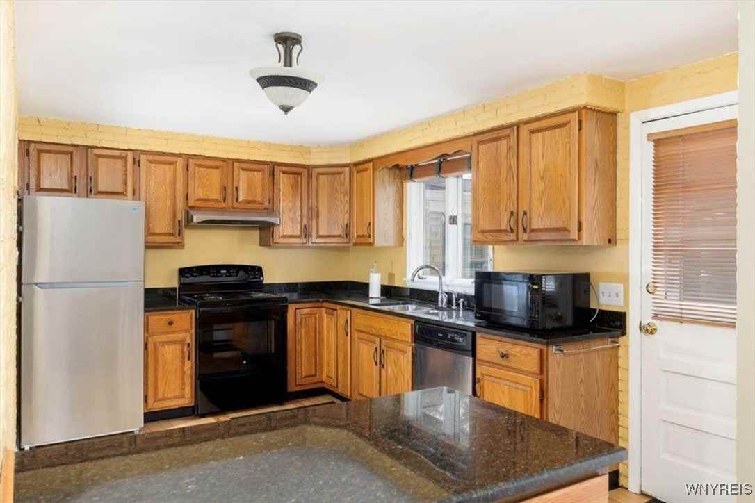 39 Halwill Dr - Photo 6 of 19