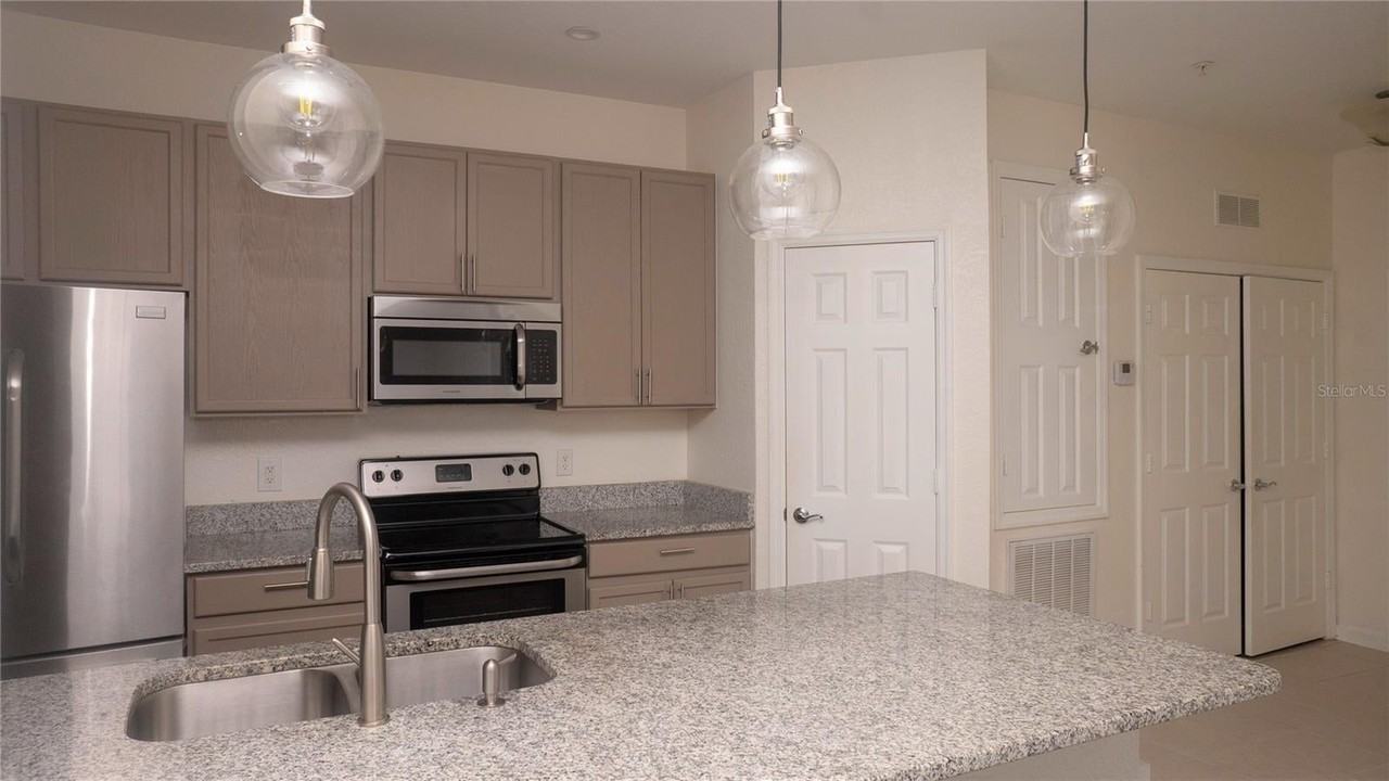 6466 Cava Alta Dr - Photo 4 of 16