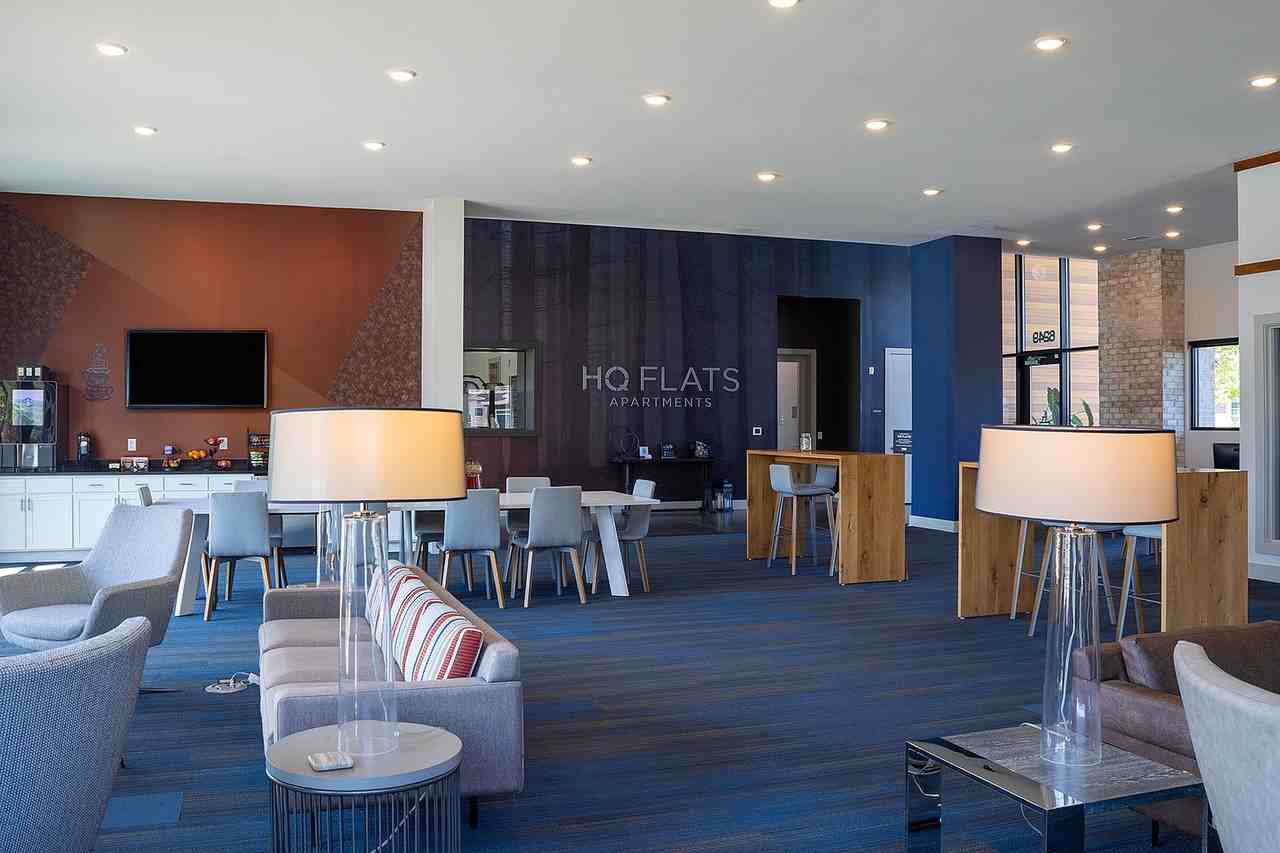 HQ Flats - Photo 4 of 50