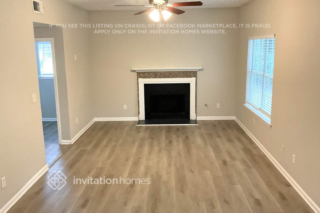 3261 Sugar Creek Falls Ave Se - Photo 2 of 17