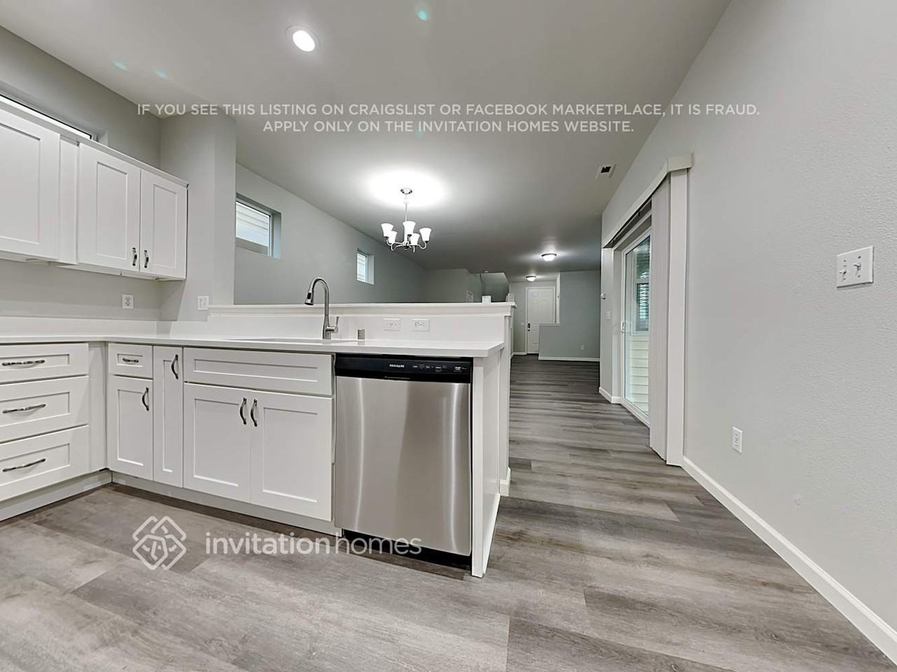 4351 Crestone St Ne - Photo 7 of 21