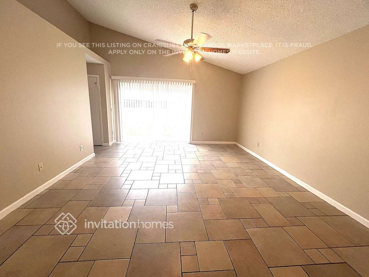 10717 Brice Ct - Photo 2 of 11