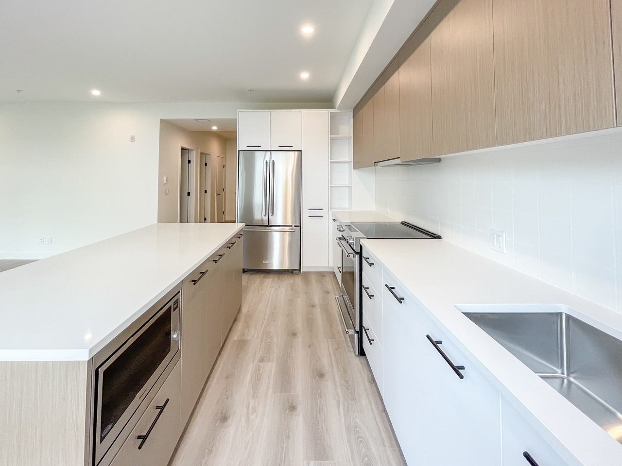 2635 King George Boulevard #123 - Photo 3 of 12