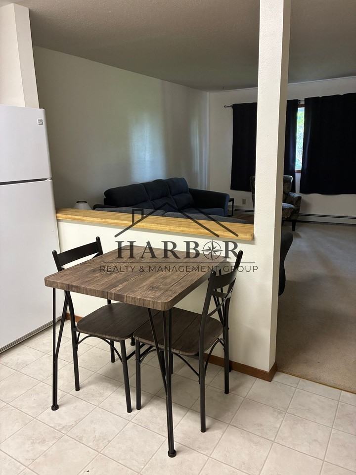 Valley View Apartments - Photo 2 of 15