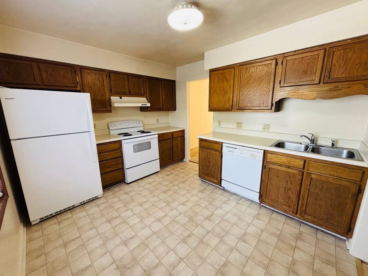 2511 Ridge Rd - Photo 2 of 24