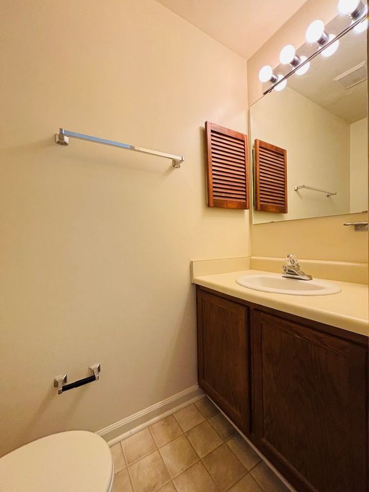 2511 Ridge Rd - Photo 7 of 24