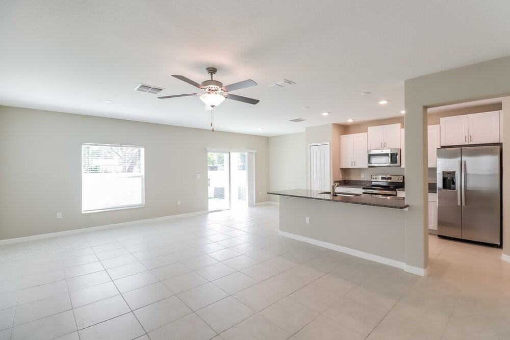 7317 Spring Snowflake Ave - Photo 6 of 20