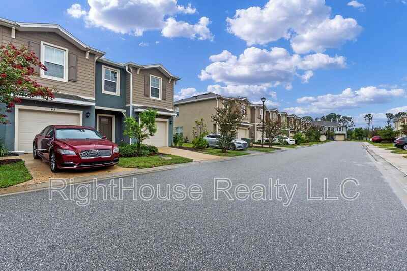 45 Bella Lago Circle - Photo 3 of 19