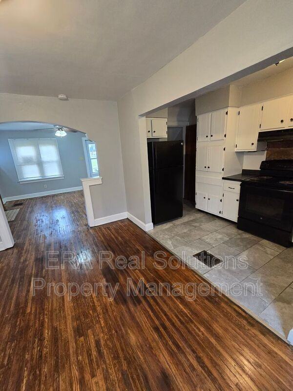 602 S Hague Ave - Photo 3 of 13