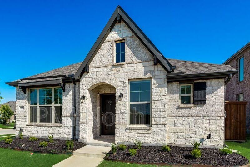 2001 Almassera Dr - Photo 2 of 25