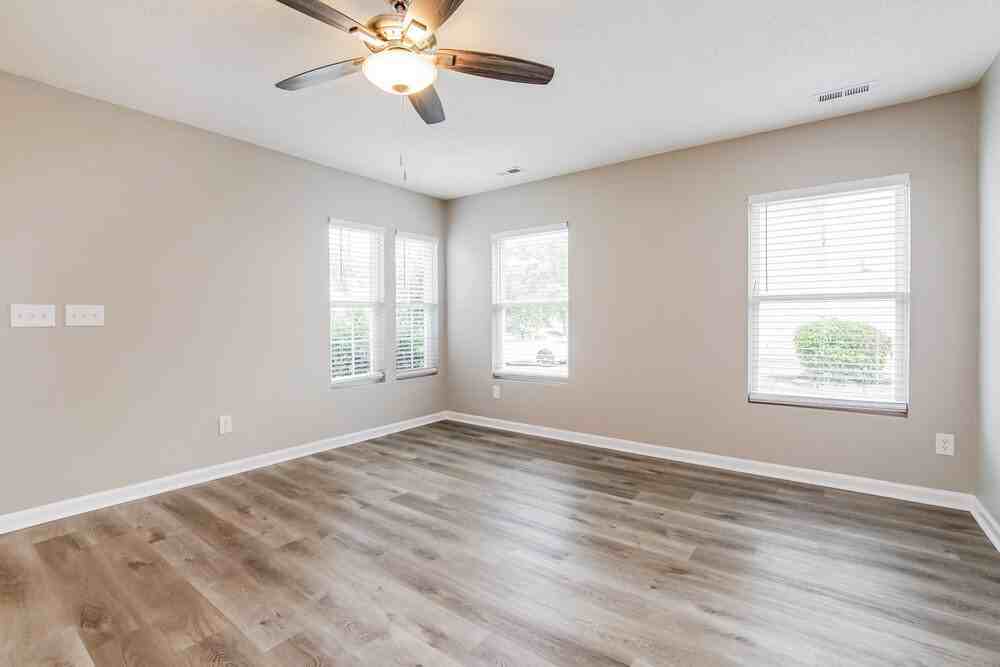 2613 Quarry Ridge Ln - Photo 5 of 20