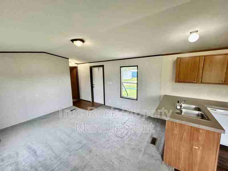 16334 County Road 3594 - Photo 4 of 11