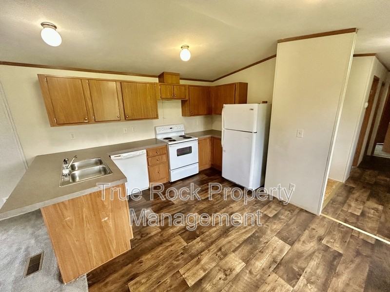 16334 County Road 3594 - Photo 5 of 11