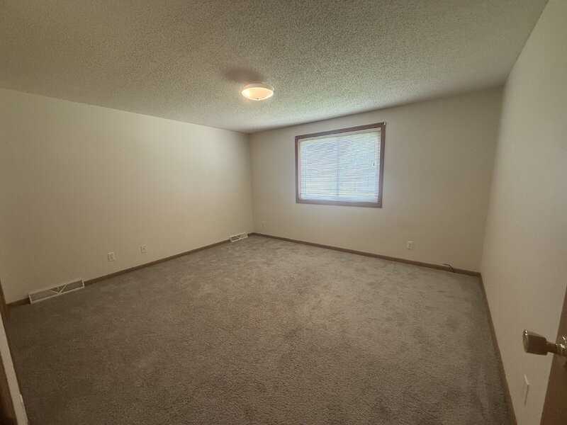 2709 1st Ave - Photo 4 of 25