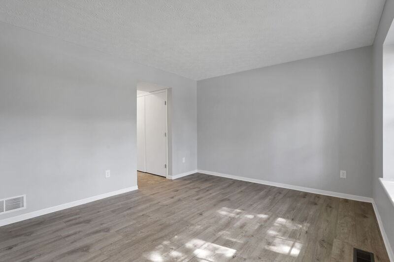 3112 Fabyan Dr - Photo 4 of 49