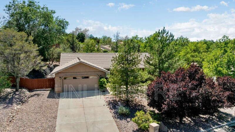 1614 Eagle Mountain Dr - Photo 2 of 28