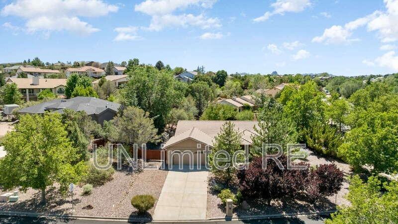 1614 Eagle Mountain Dr - Photo 3 of 28