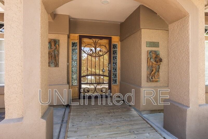 1614 Eagle Mountain Dr - Photo 4 of 28