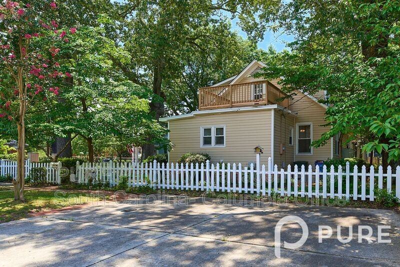 2606 Cypress St - Photo 2 of 30