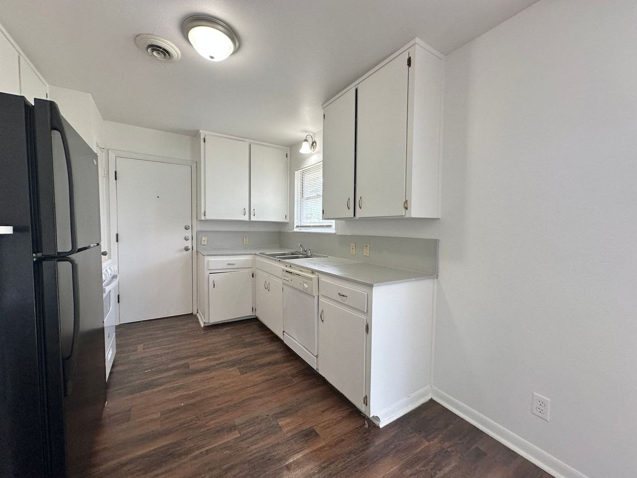 3101 Zephyr Rd - Photo 7 of 28