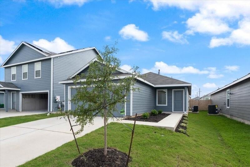 300 Twilight Breeze Way - Photo 6 of 33