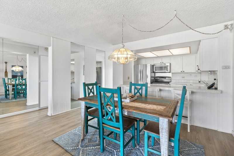 4944 Cass St - Photo 4 of 29