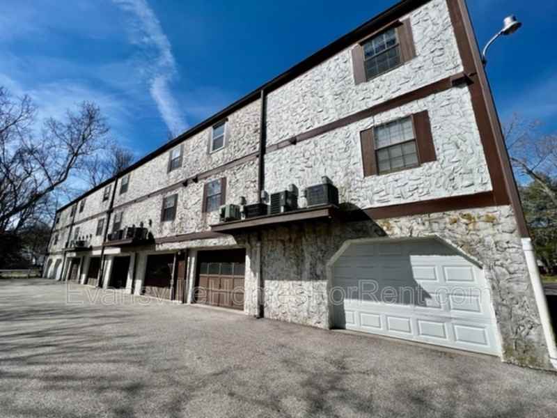 1632 Speaker Rd - Photo 3 of 9