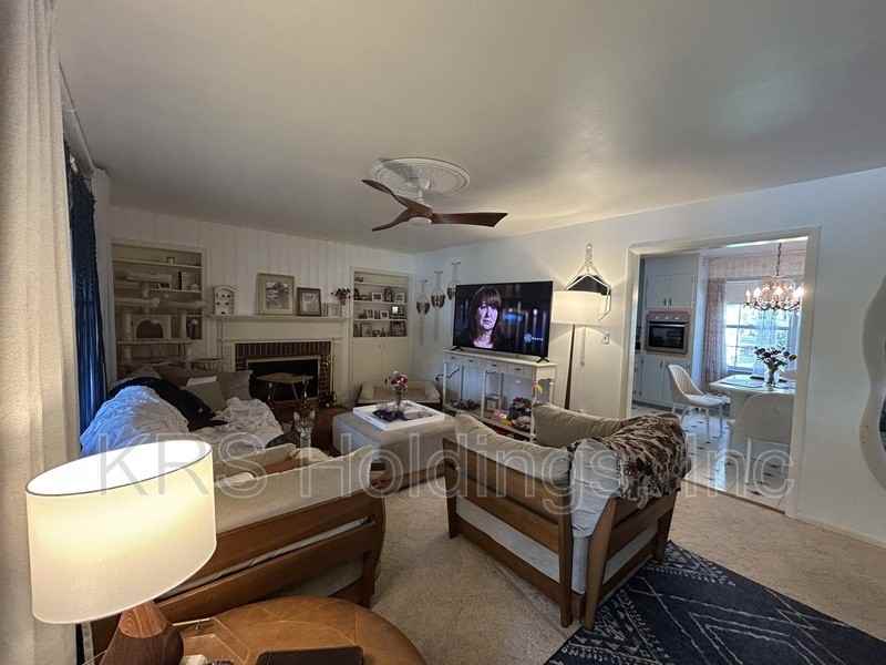 418 Eastwood Dr - Photo 2 of 16