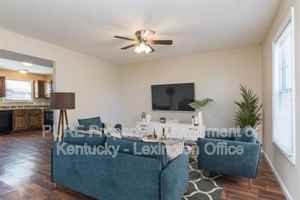 featured image of 1006 Whipporwill Dr #7