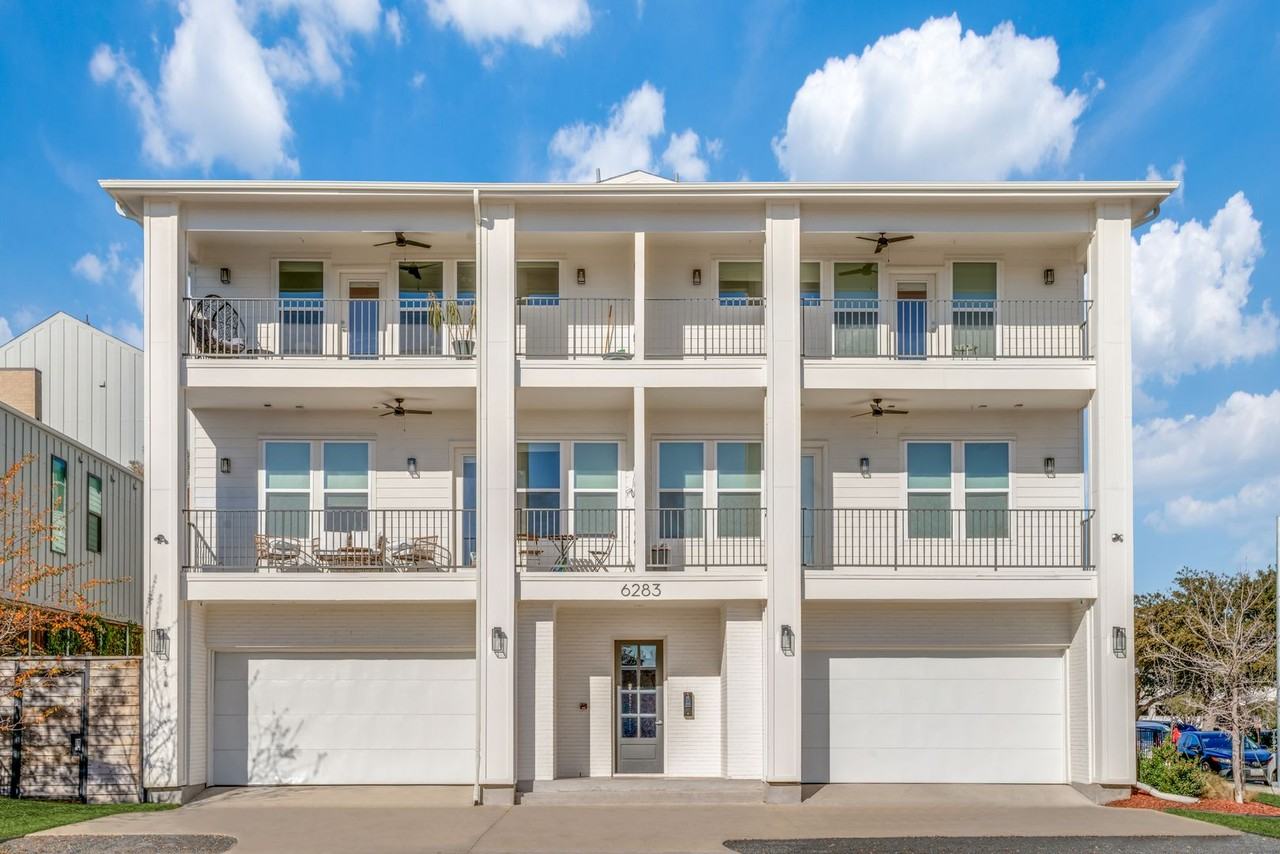 6283 La Vista - Photo 5 of 40