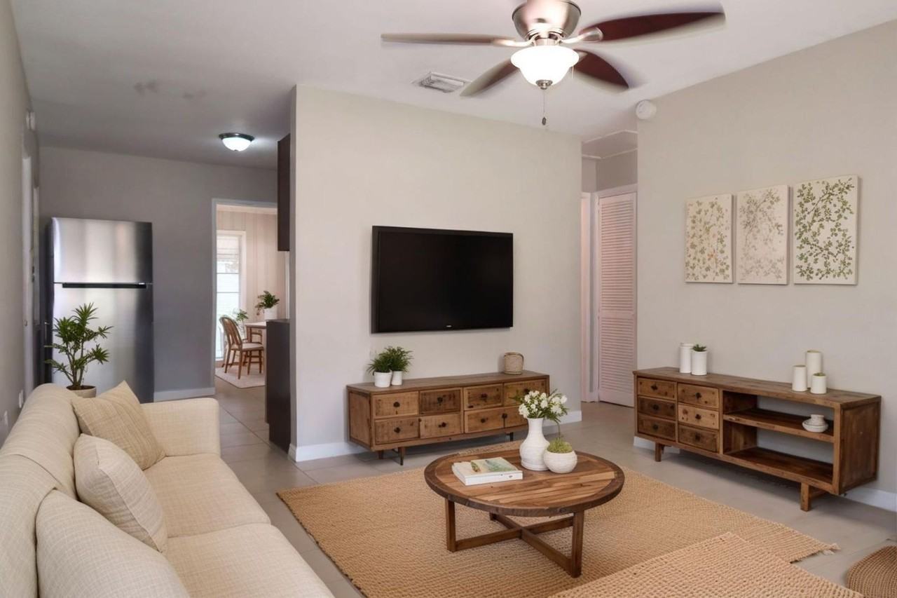 6840 12th St N - Photo 3 of 22