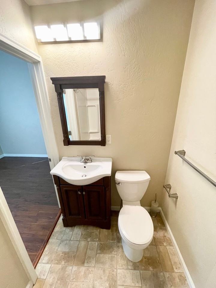 813 N 13th St - Photo 4 of 17