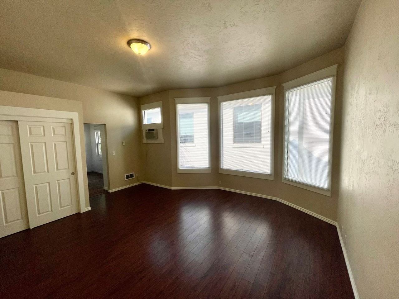 813 N 13th St - Photo 6 of 17