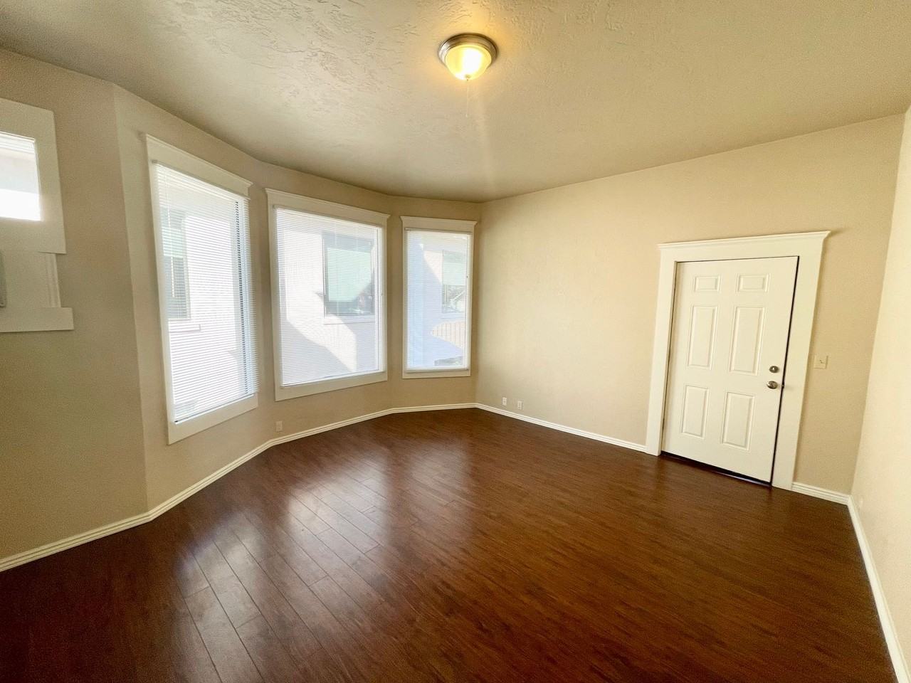 813 N 13th St - Photo 7 of 17