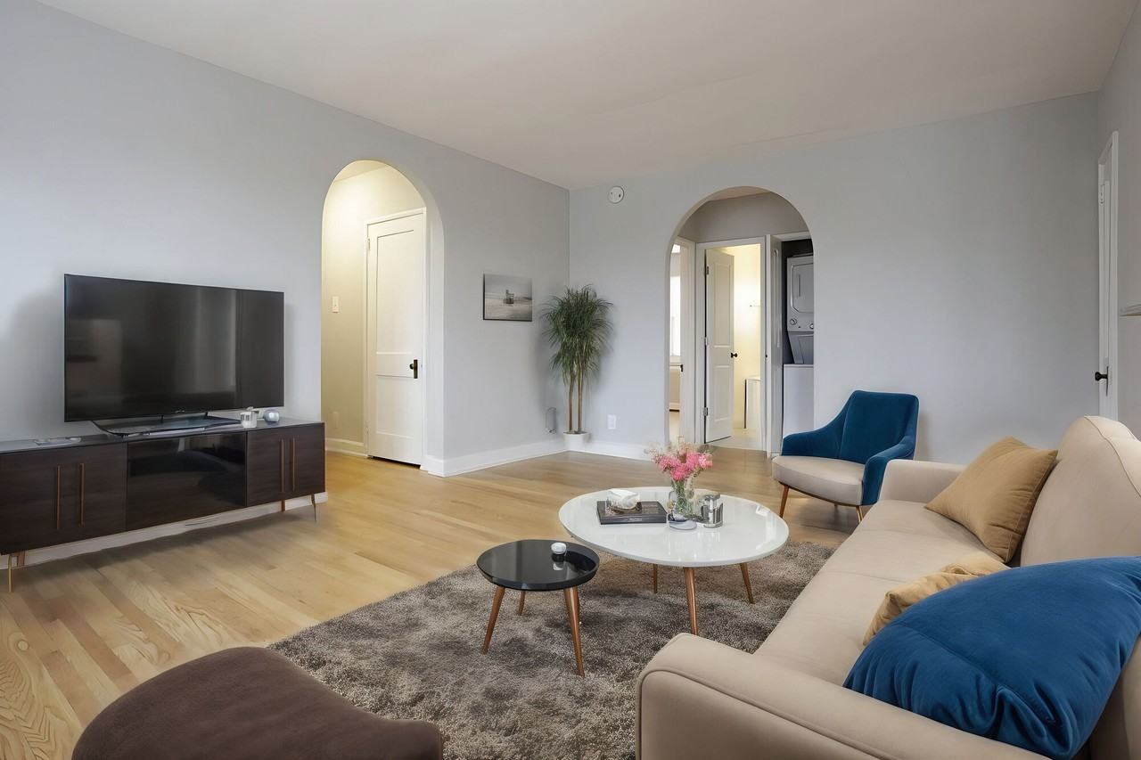 Montgomery Court - Photo 5 of 18