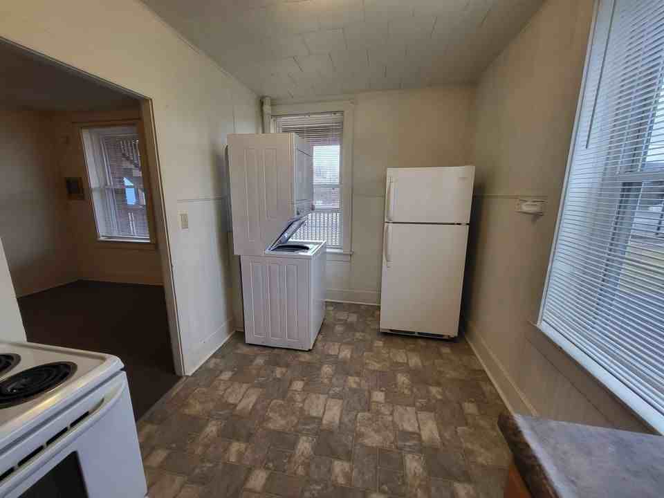 120 Broad Street - Photo 3 of 9