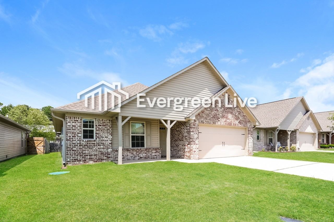 8017 Charleston Pl - Photo 2 of 15