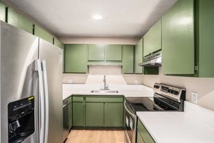 Fully Updated 2BD Condo - Photo 1 of 1