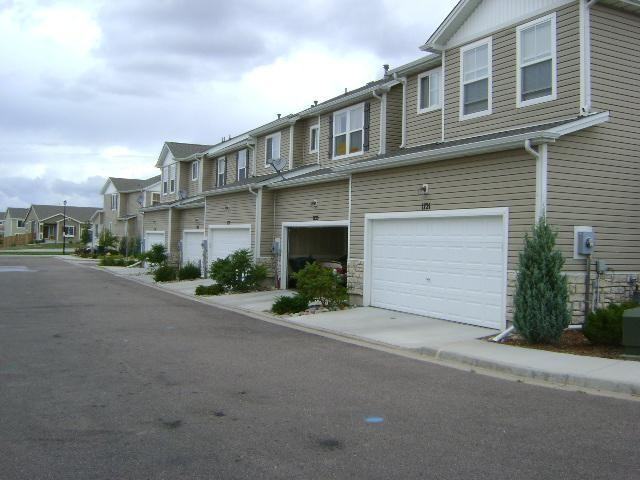 1729 Reilly Grv - Photo 2 of 6