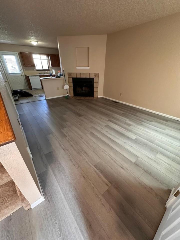 2213 Split Rock Dr #2213 - Photo 3 of 33