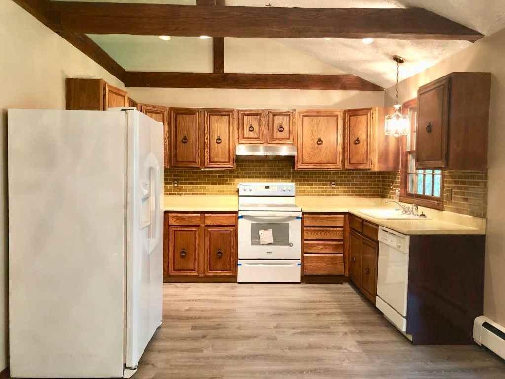 236 Creek Rd - Photo 3 of 20