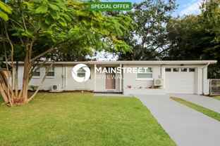 214 Poinciana Cir - Photo 1 of 1