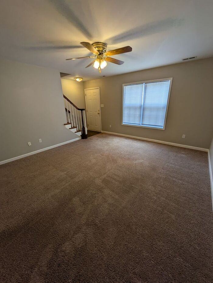 1323 14th Street Dr Ne - Photo 2 of 10