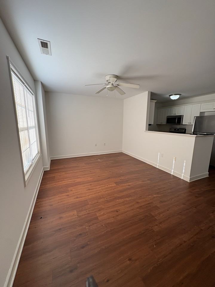 Durango Place - Photo 4 of 11