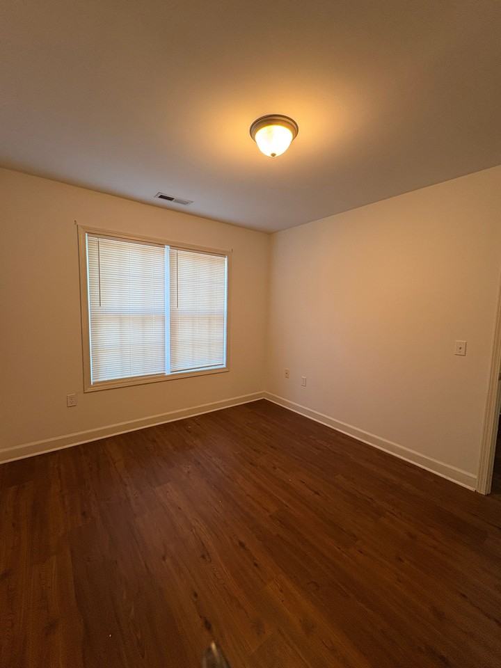 Durango Place - Photo 5 of 11