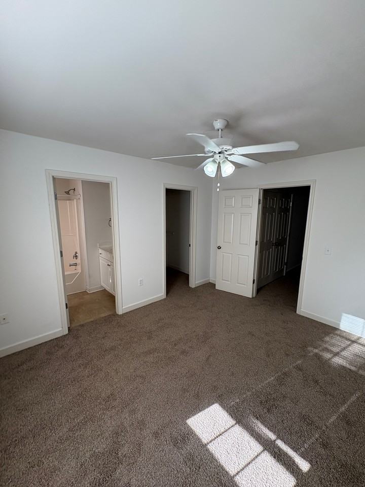 Durango Place - Photo 6 of 11