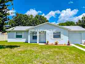805 Sprucewood Ln - Photo 1 of 1