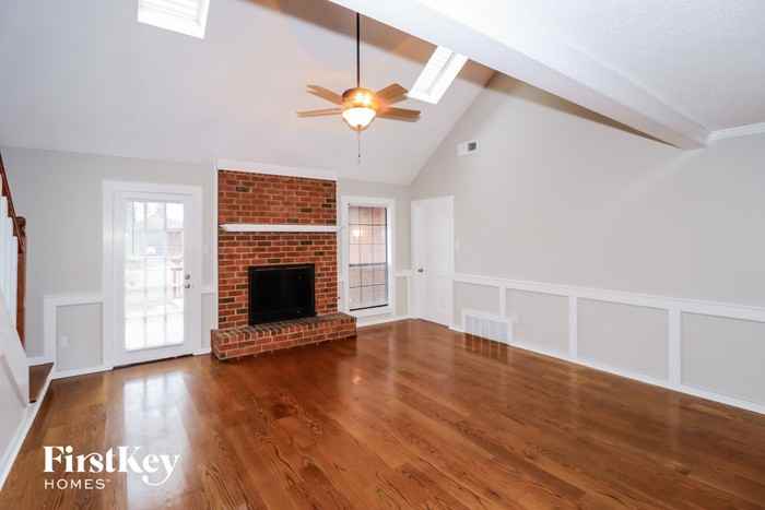3862 Oak Forest Dr - Photo 2 of 15