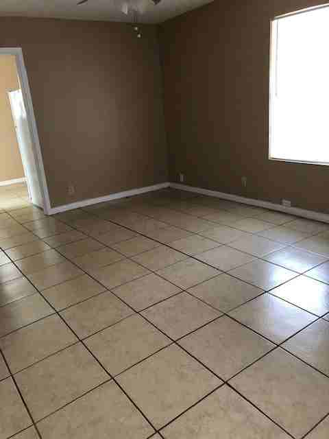 416 W Matz Ave - Photo 2 of 5